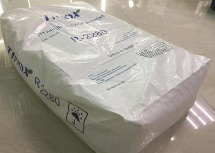 Un buon prezzo. Rutilo di plastica bianco sintetico R-2280 del biossido di titanio del grado di Tinox in linea